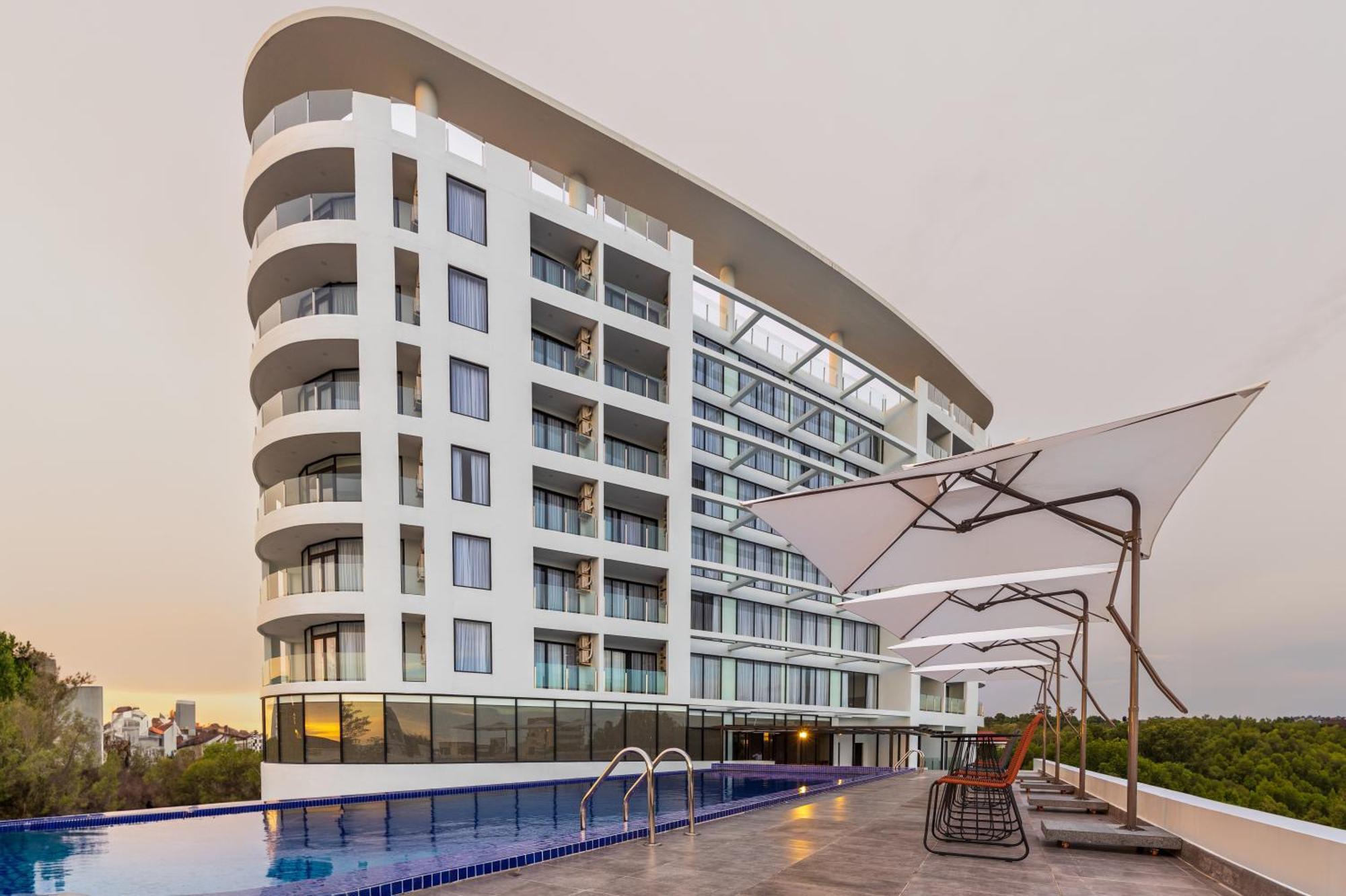 Otres Beach Hotel Sihanoukville Exterior photo