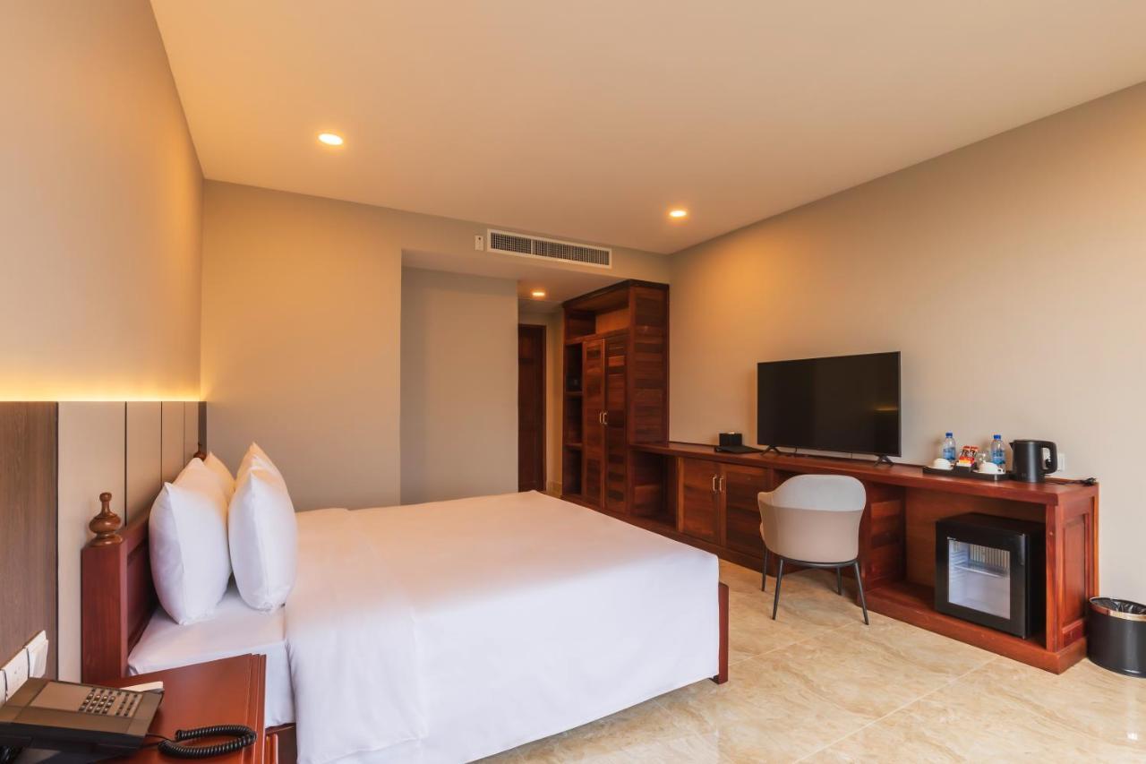 Otres Beach Hotel Sihanoukville Exterior photo