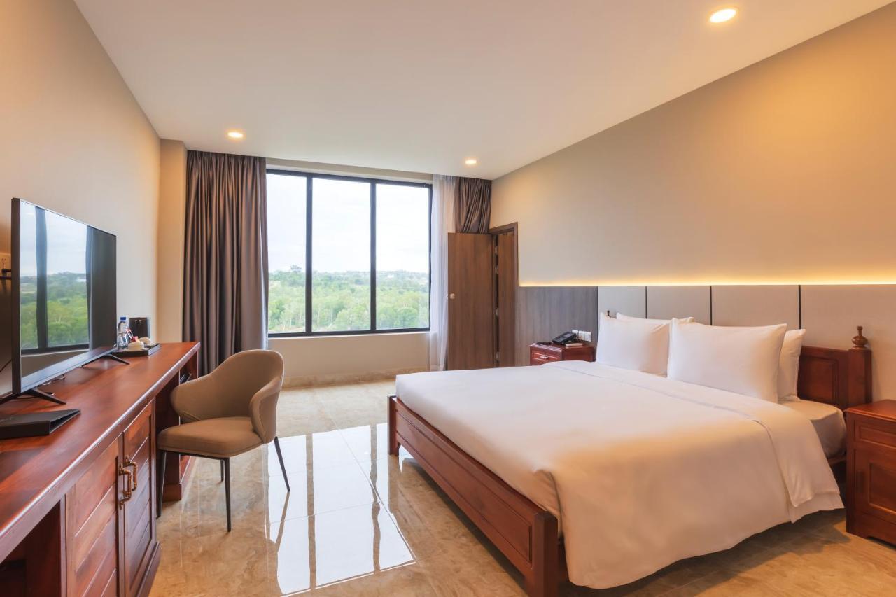 Otres Beach Hotel Sihanoukville Exterior photo